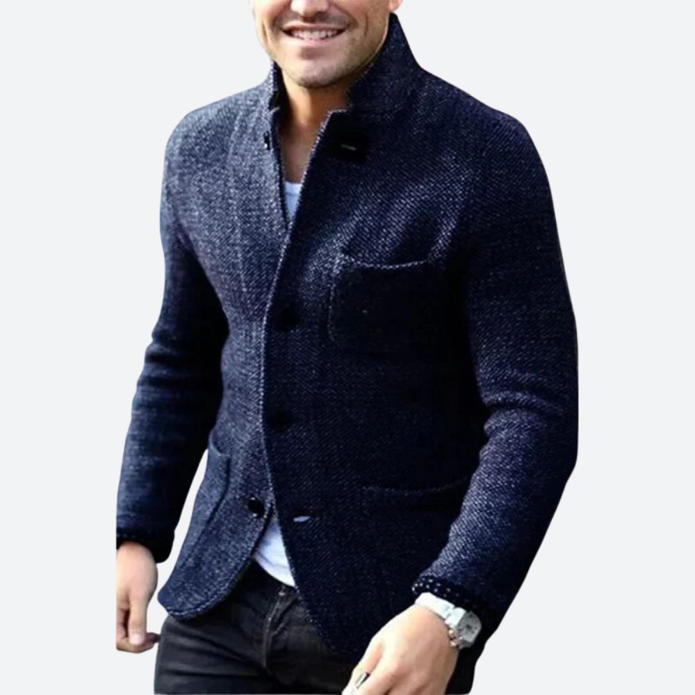 Elegant vest voor mannen met een slimme knoopsluiting en functionele zakken, perfect voor herfst- of winterdagen.