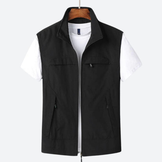 Stijlvolle gilet met rits voor mannen, ideaal voor herfstdagen of winteravonden.